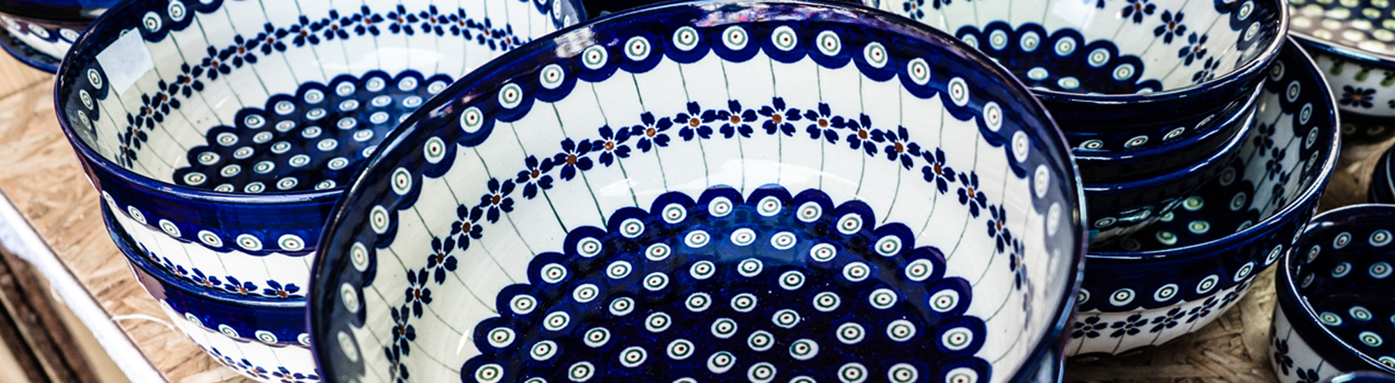 Bowls With Polish Pottery