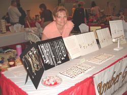 Amber Jewelry Exhibition Stall Amber Jewelry Exhibition Stall